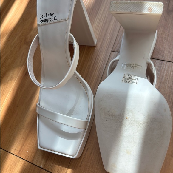 Beautiful high heels 😍 - Picture 4 of 4